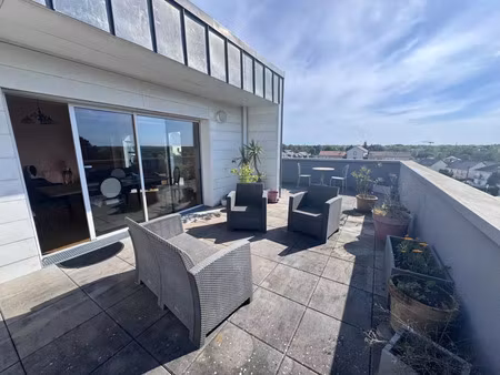 vente commerce 4 pièces 127 m² carquefou (44470)