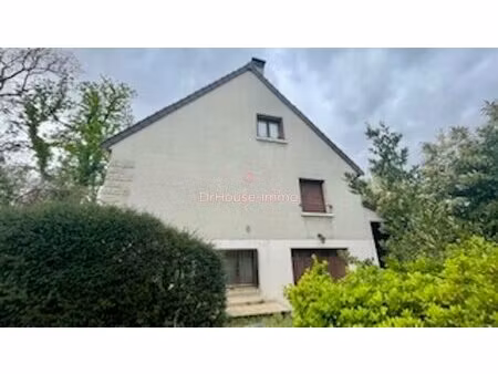 maison 7 pièces. 5 chambres - les pavillons sous bois secteur la basoche