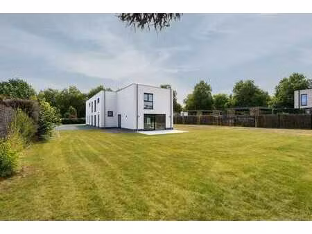 peb a+ e30 maison neuve de standing