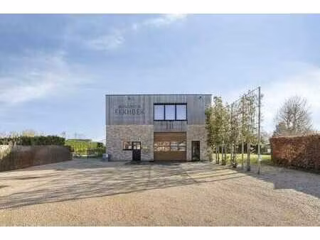 immeuble commercial avec terrain à vendre à laarne