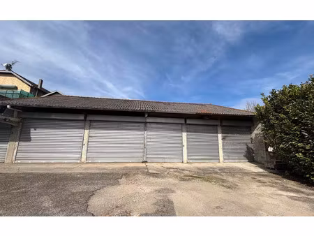 appartement les avenières 220 m² t-4 à vendre  125 000 €