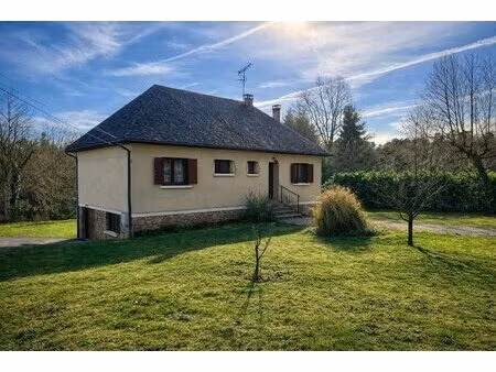 maison avec boxes sur 1 6 hectare