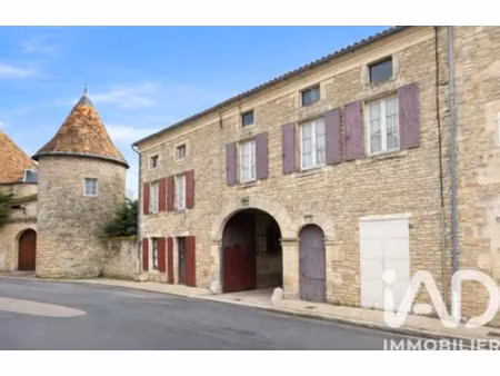 immeuble à villefagnan (16240)