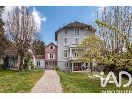 maison traditionnelle à la tronche (38700)