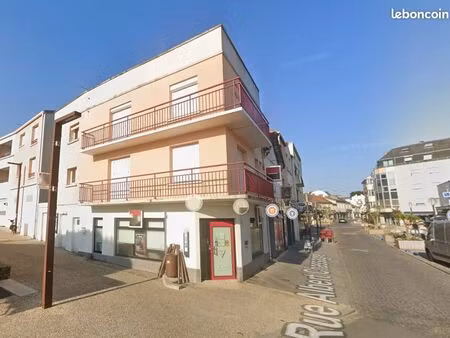 immeuble 10 pièces 200m2