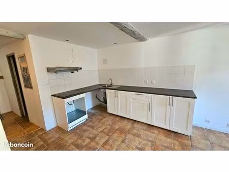 immeuble 8 pièces 160 m²