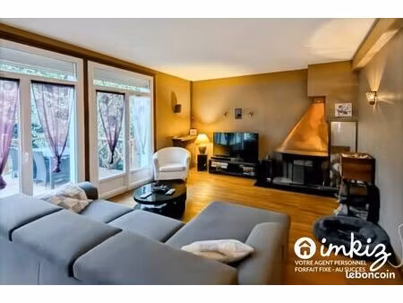 maison familiale ave espace professionnel