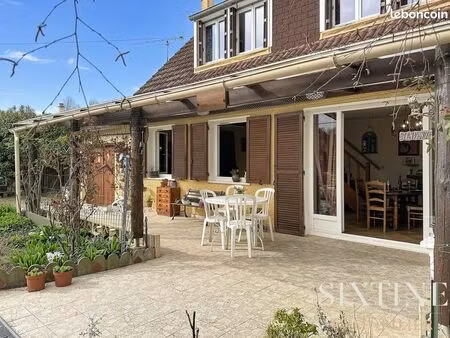 villa 6 pièces 140 m²