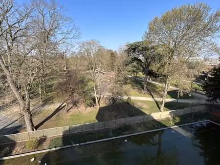 sint-truiden - appartement 2 chambres + terrasse - stadspark