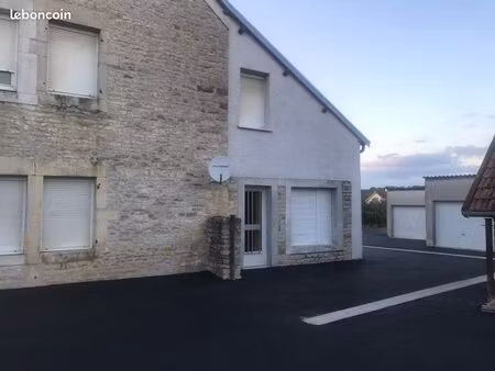 location  studio  pouilley-français