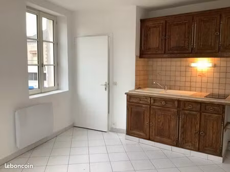 loue f2 à sézanne 2 pièces 29 m2