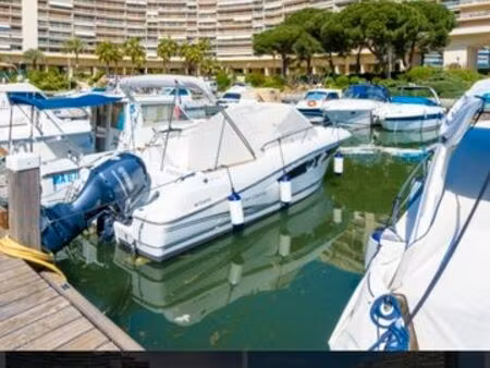 cannes marina sur mandelieu loue place de bateau 6m60 par 2m30 : 149 euros