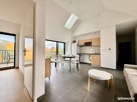 location arpajon 3 pièces terrasse