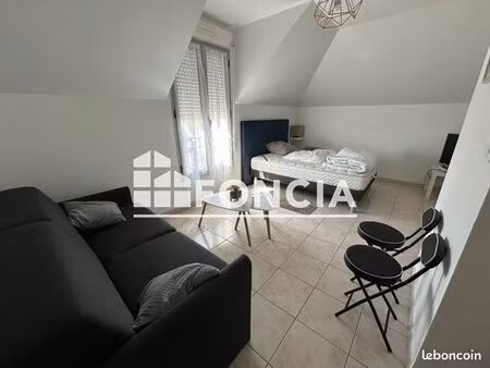 studio 1 pièce 24 m²