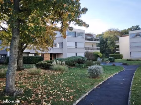 appartement 3 pièces 74 m²