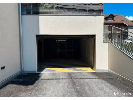 place de parking en souterrain à frangy 74270