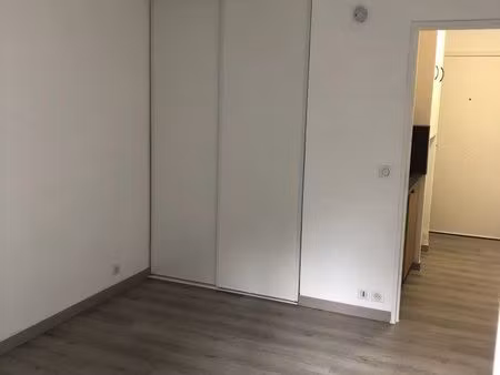 studio meublé – valrose