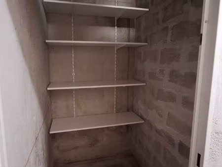 a louer cave – 2m² (165×120 cms) plateaux fleuris résidence de standing