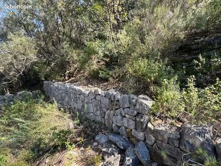 roquefort les pins terrain de loisirs 1050 m2 - bien placé - vue panoramique