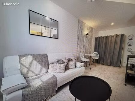 loue studio meublé 22m2