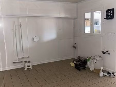 artisan / atelier – 38 m² à saisir