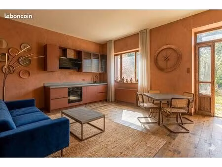 ? plateau à rénover - appartement à éveux (limite l’arbresle)