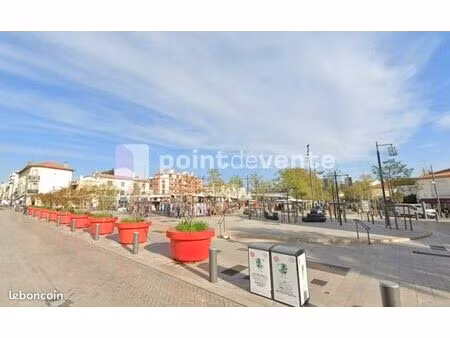 local commercial 77 m²