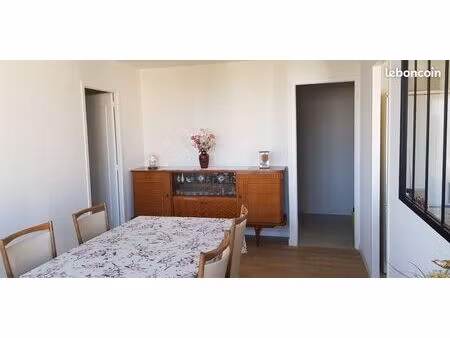 t3 rénové68m2-balcon vue dégagée-champagne au mont d'or