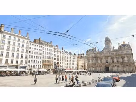 t5 place des terreaux