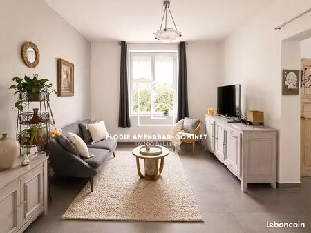 maison de ville rénovée – jardin & double garage – anse