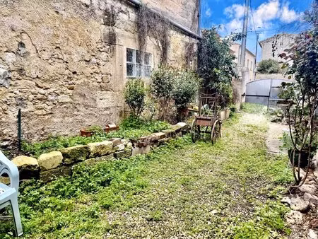 maison de village 130 m² - cour - remise