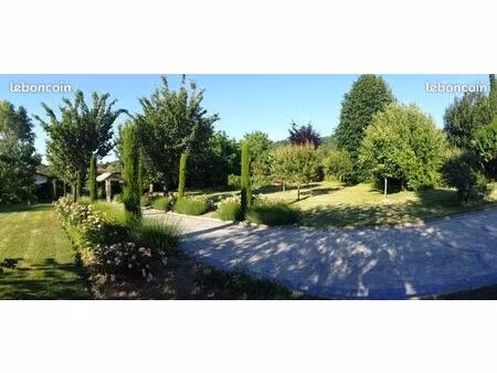 terrain à vendre : lot 1