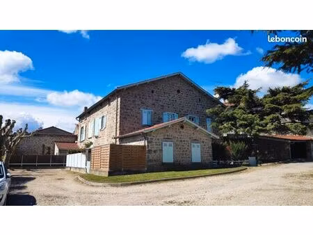 appartement 4 pièces 82 m²