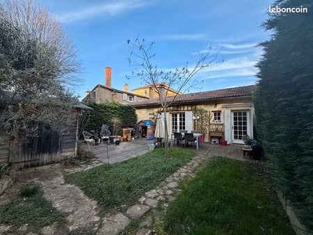 maison 5 pièces 143 m²