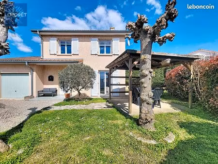 maison 5 pièces 90 m²