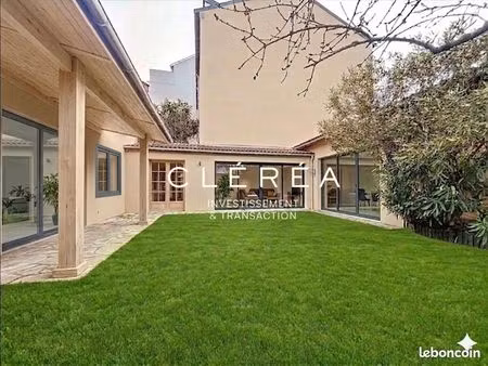 maison 5 pièces 156 m²