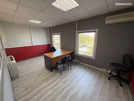 bureau 15 m²