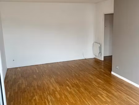 particulier loue appartement t2 à villeurbanne