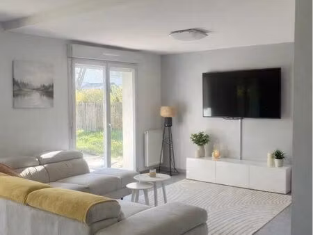 t4 de 94m2 avec jardin à mions