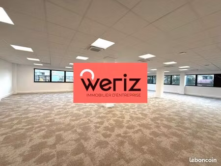 bureaux 158 m²