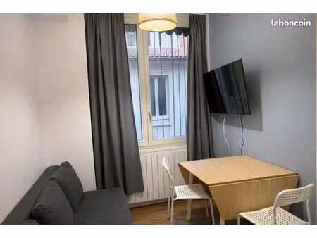 t1 bis meublé clé en main avec mezzanine – lyon 2ᵉ  bellecour - bail civil