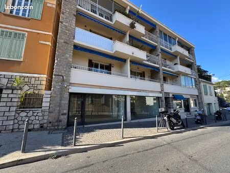 local commercial – emplacement n°1 cassis – forte visibilité