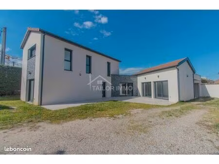 maison neuve 164 m2 - 4 chambres dont suite parentale - jardin et terrasse