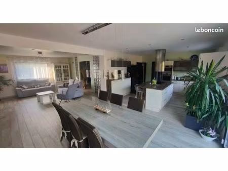 maison 4 pièces 98 m²