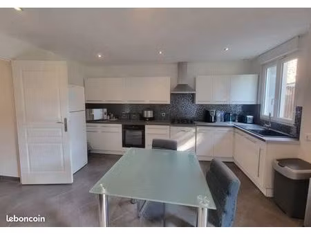 maison 215 m2 - marly gomont 02120