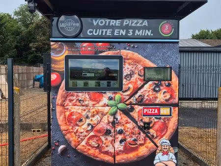recherche un emplacement pour distributeur à pizza
