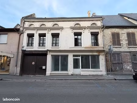 local commercial 60 m²