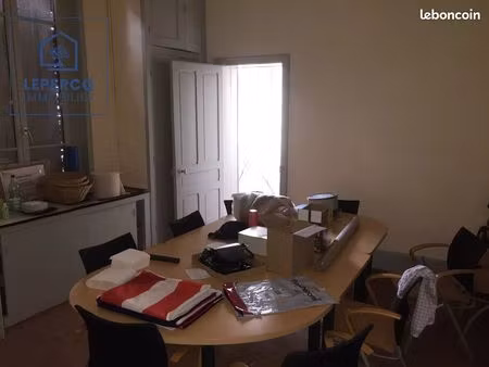 local 50 m² louâtre