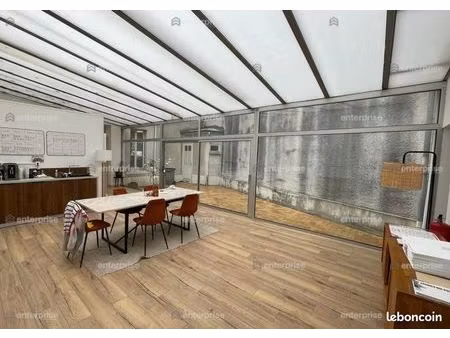 local commercial 110 m²