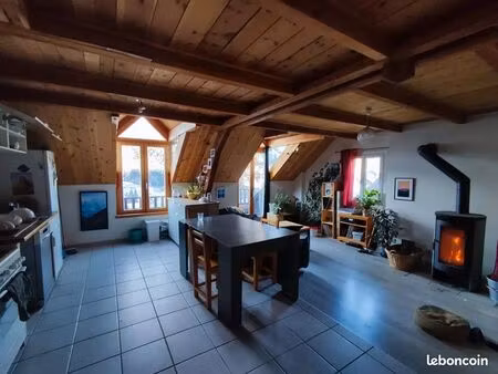 t3 à louer à cervières